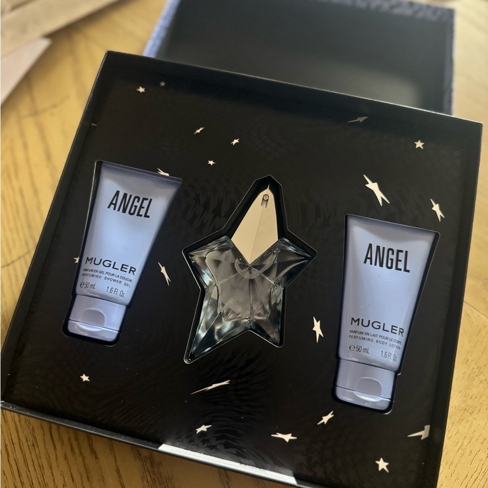 Thierry Mugler Angel Body Gift Set - Refillable Star
FREE SHIPPING - Picture 5 of 8